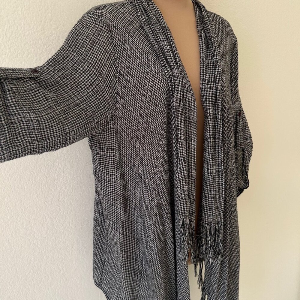 Plaid Black White Waterfall Fringe Front Jacket Role Tab Sleeves Size L GUC - Picture 6 of 10